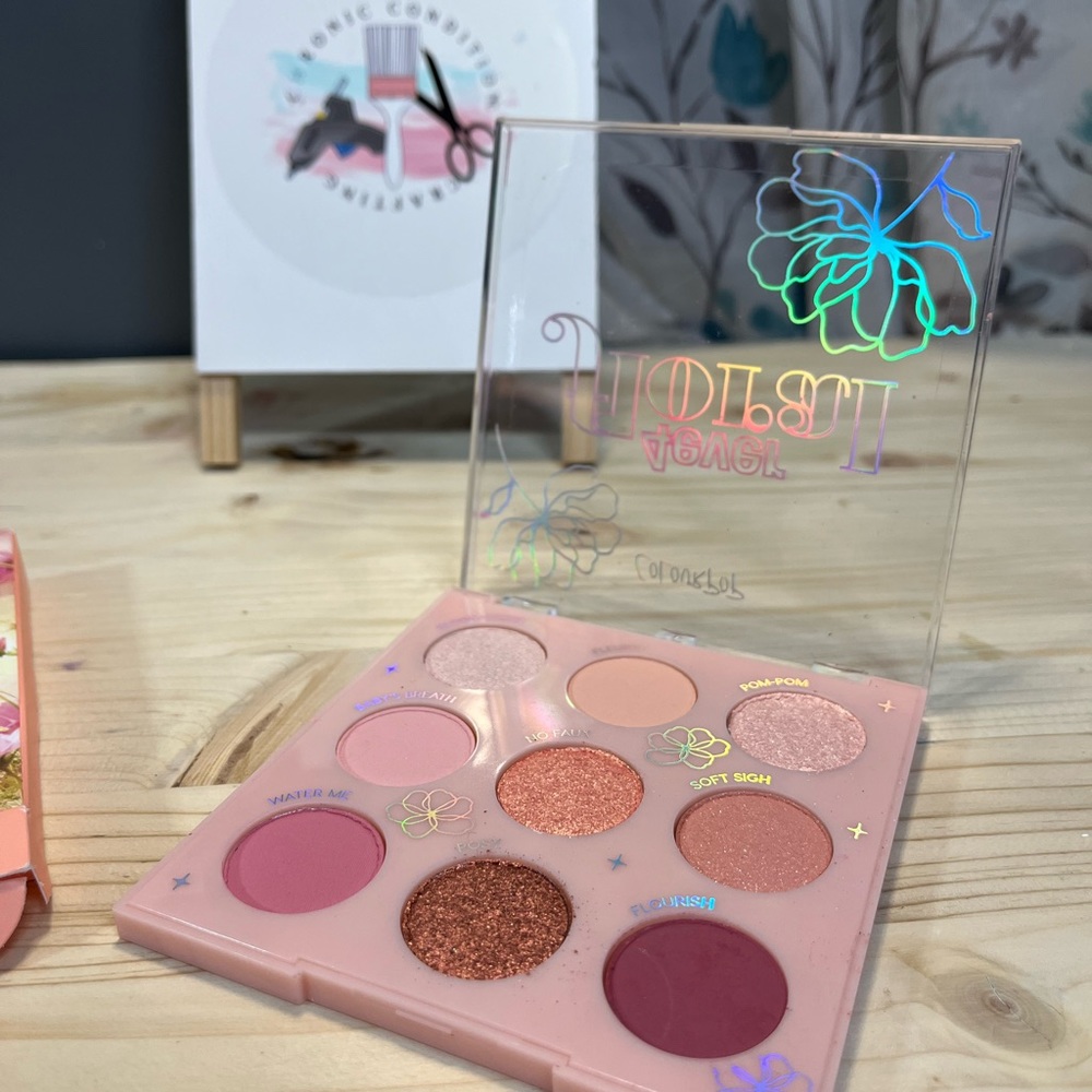 Colourpop 4ever Floral 9 pan palette